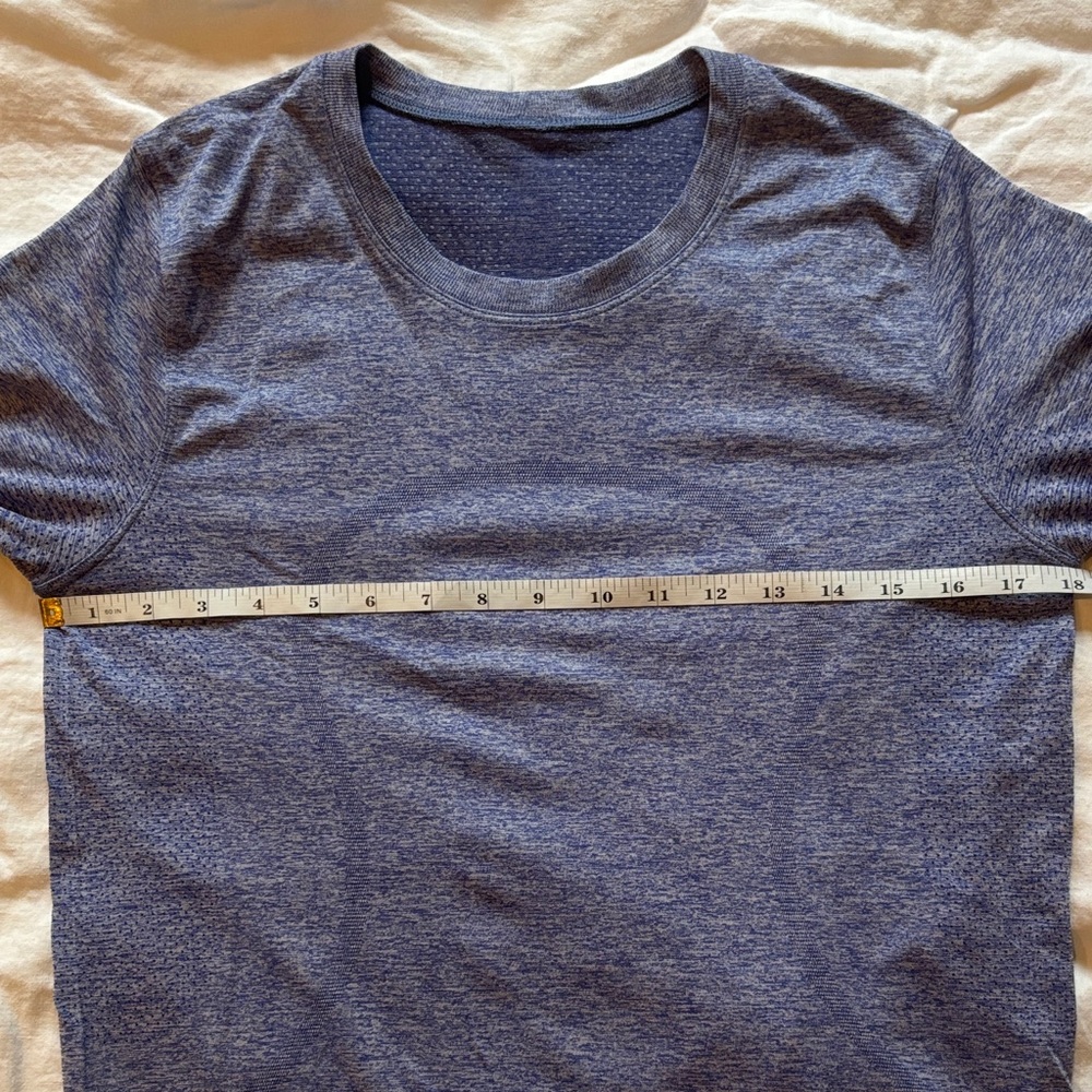 Lululemon Swiftly Relaxed Long Sleeve in Psychic/White - Picture 4 of 5